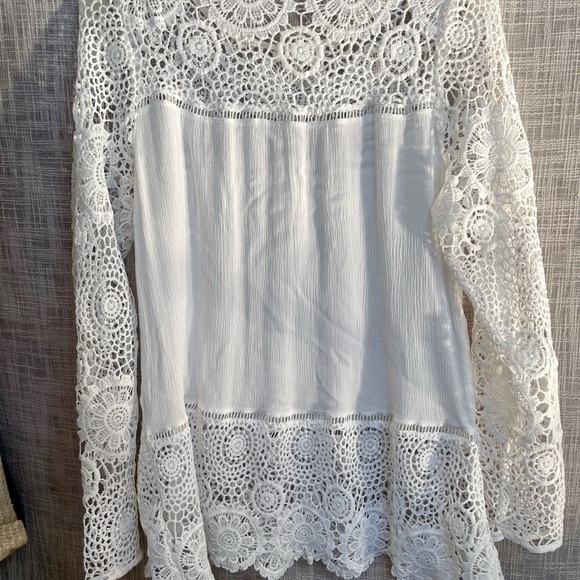 Lace bohemian top, crocheted lace tunic style shirt - Picture 2 of 6